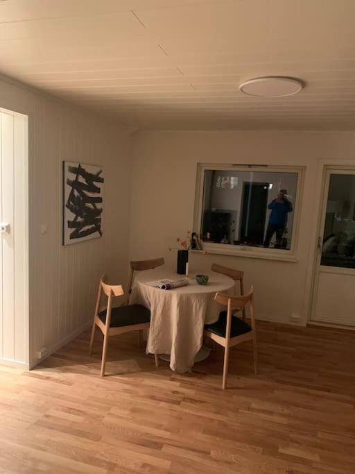 Fin Leilighet I Tromsdalen. Lägenhet Tromsø Exteriör bild